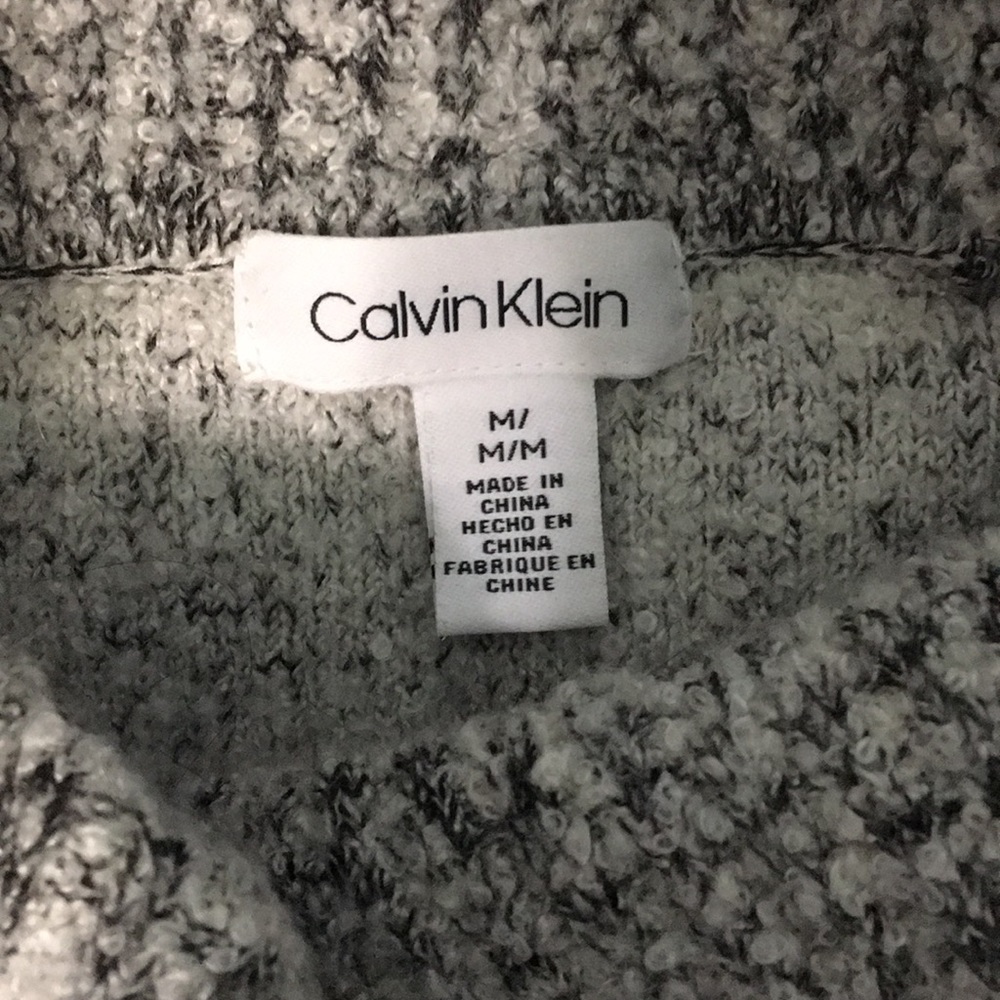 Calvin Klein Sweater - Picture 2 of 5